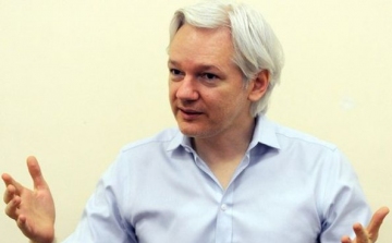 Kihallgatták a WikiLeaks alapítóját Londonban